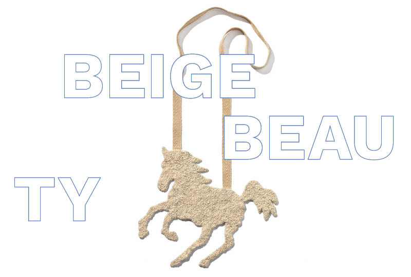 The jewellery piece Beige Beauty